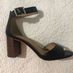 Antonio Melani Peep toe block wedge pump